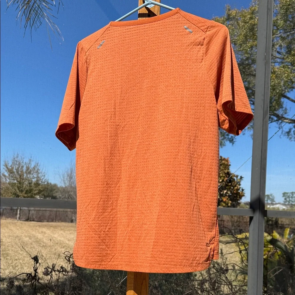Nike running Men's Vibrant Orange Short Sleeve Tee